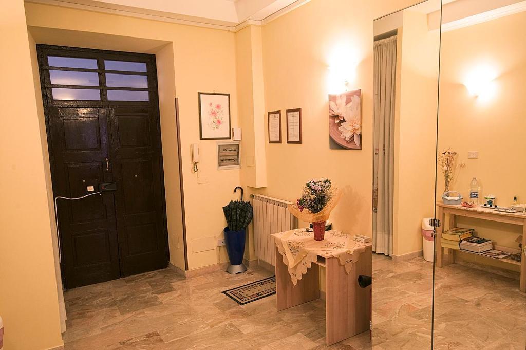 Parioli House Alojamento de Acomodação e Pequeno-almoço *